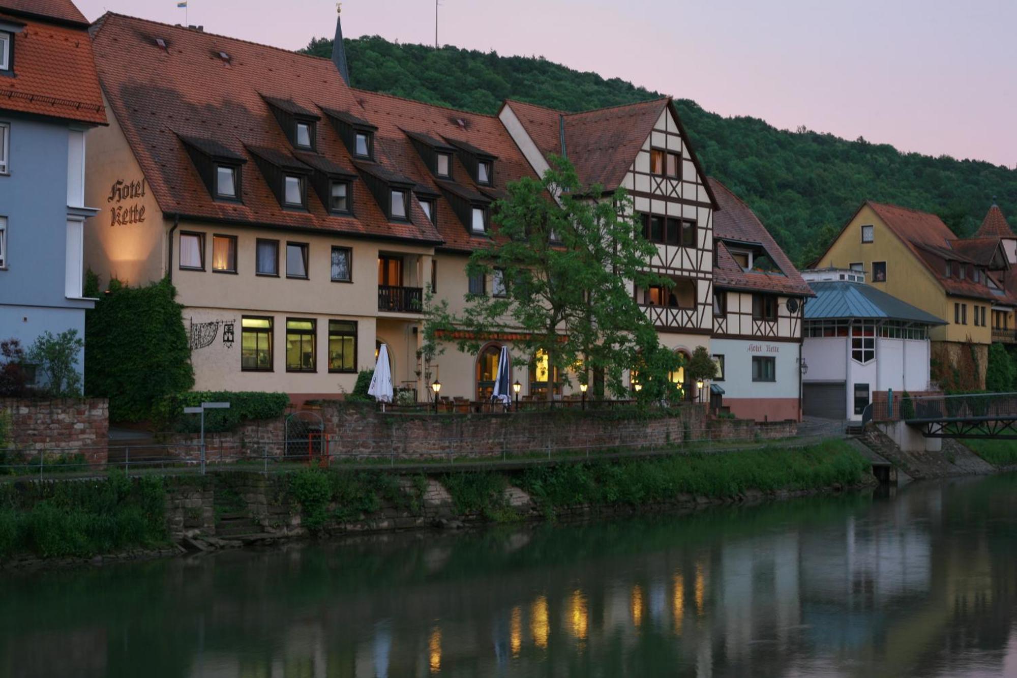 Tauberhotel Kette